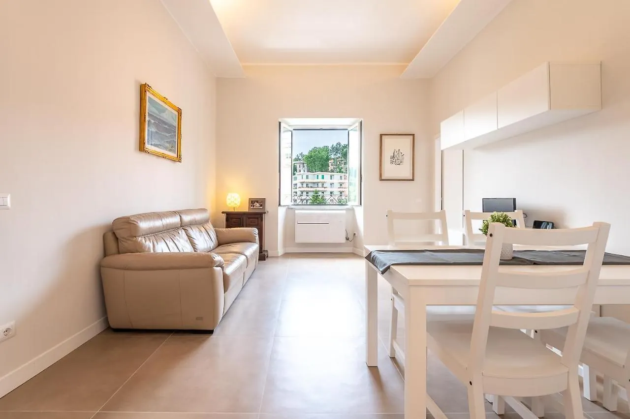 Apartment Trastevere At Heart Rome